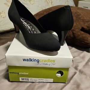 Walking Cradles Size 9 1/2 W Black Heels for Women